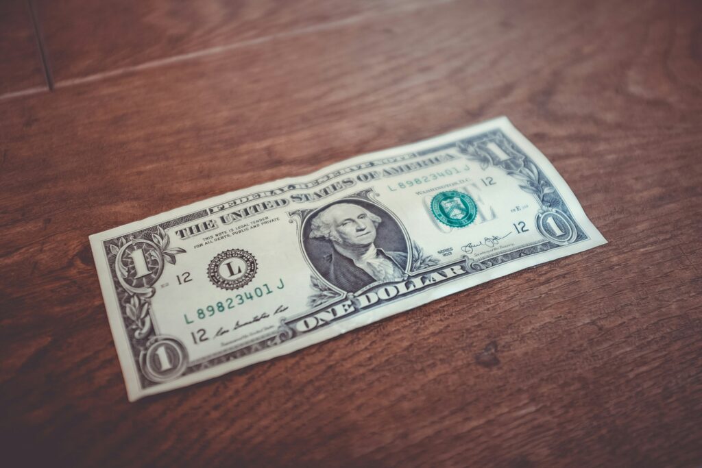 découvrez les avantages de la déduction fiscale : optimisez vos économies et réduisez votre impôt sur le revenu avec nos conseils et astuces.