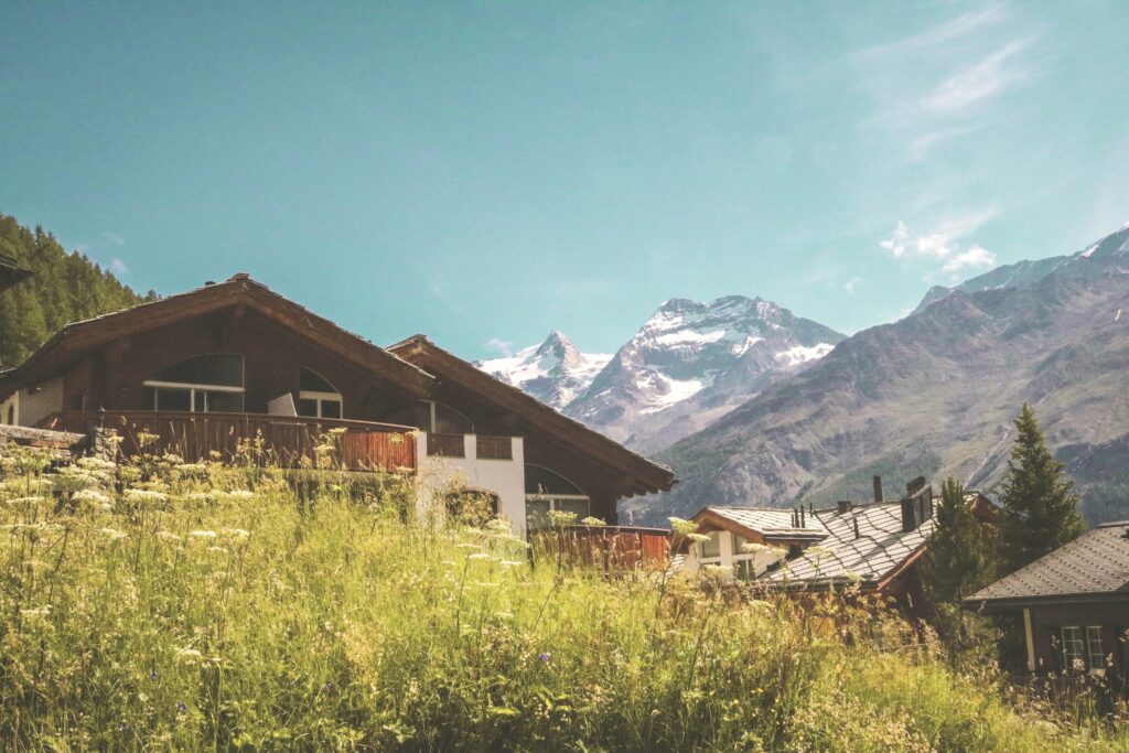 découvrez tout ce que vous devez savoir sur les frais de notaire : calcul, exonération, et conseils pratiques pour bien comprendre leur impact sur votre projet immobilier.