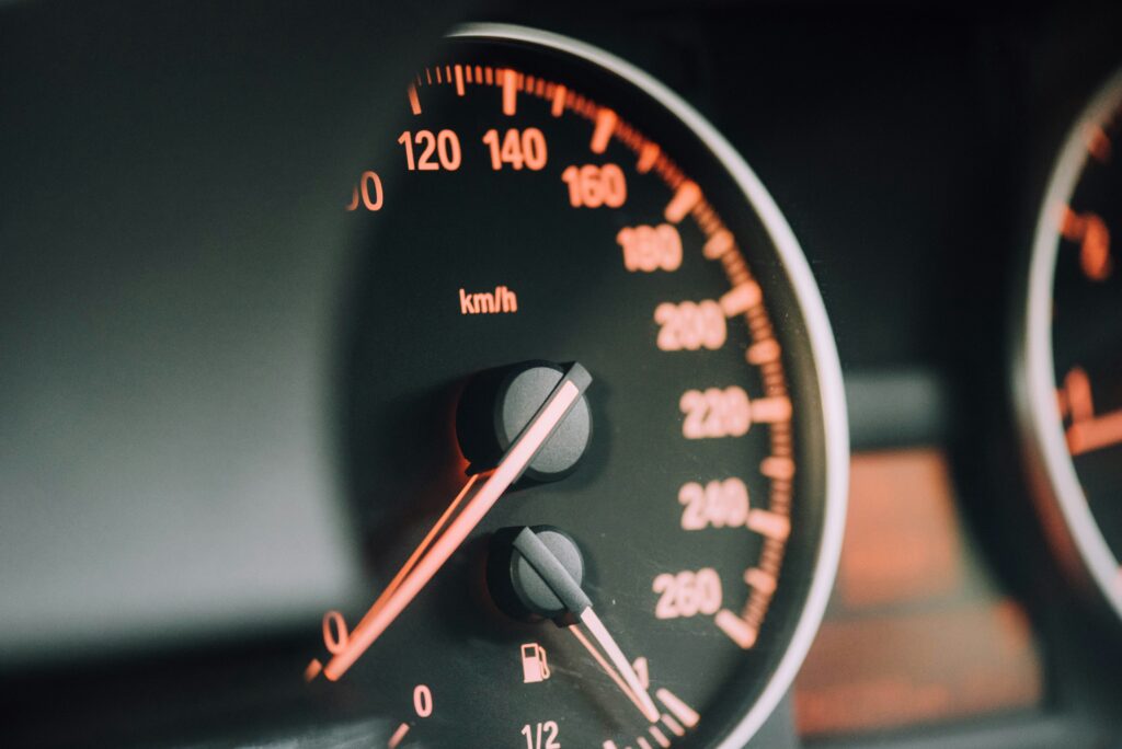 trouvez des modèles de contrats de vente de voitures et de documents administratifs nécessaires pour l'achat ou la vente de véhicules d'occasion. utilisez nos modèles prêts à l'emploi pour sécuriser vos transactions automobiles.