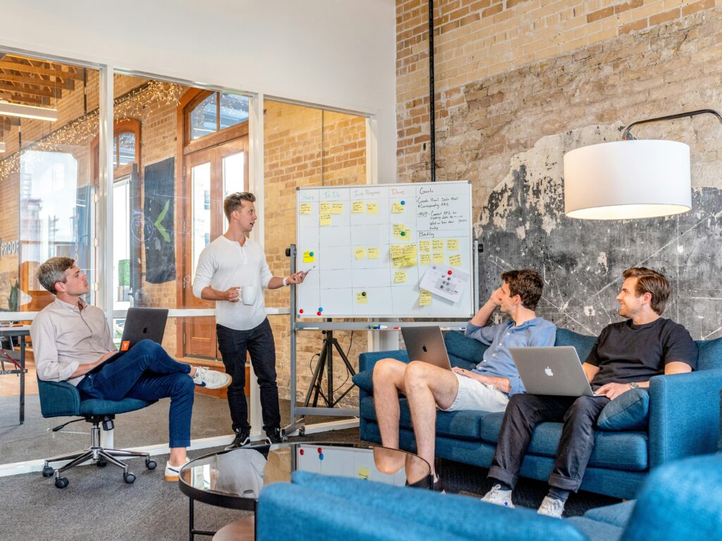 formation professionnelle en vente pour apprendre les techniques et stratégies de vente, améliorer ses compétences commerciales et décupler ses performances commerciales.