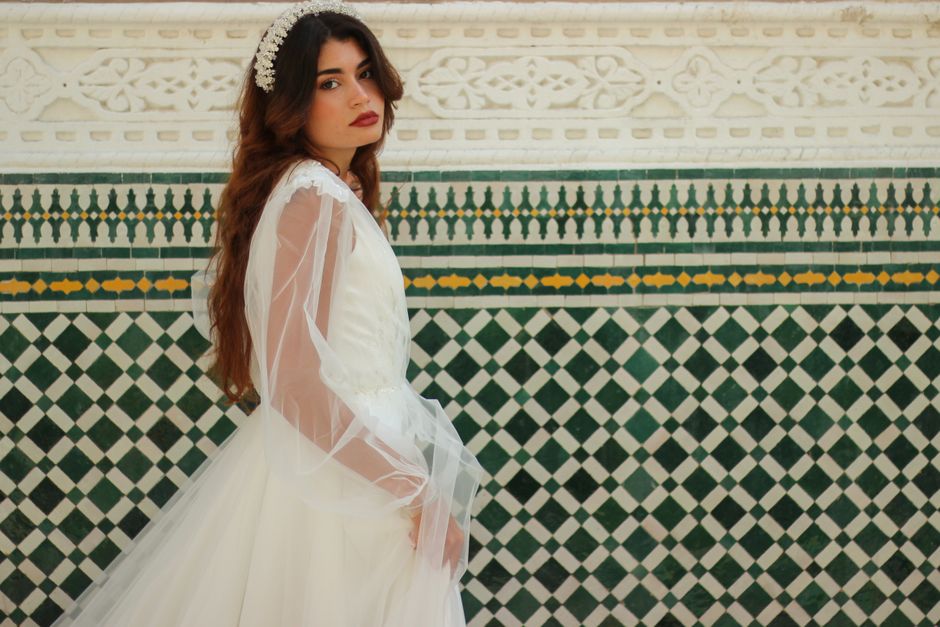 Mariage et Influence : Qui est l’Homme Derrière Agnès Verdier-Molinié ?